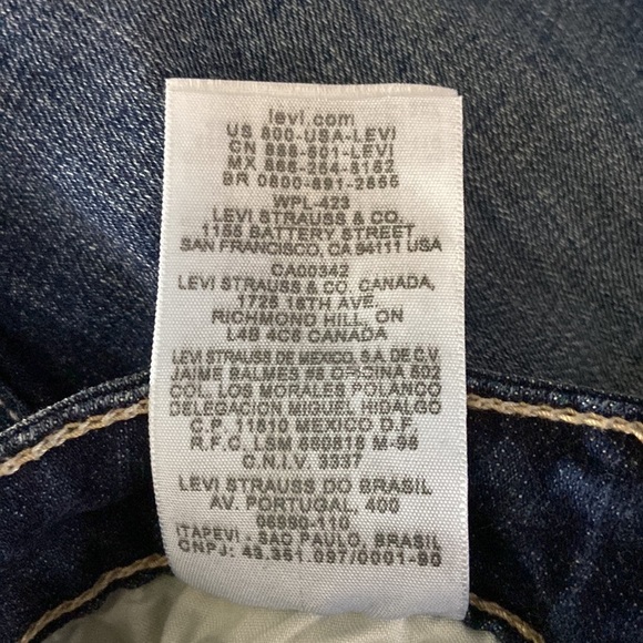 Levi’s Super-low 518 Flared Distressed Jean Size 9M - Picture 11 of 11